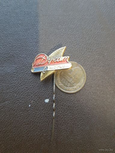 Значок легкий Дукат Москва