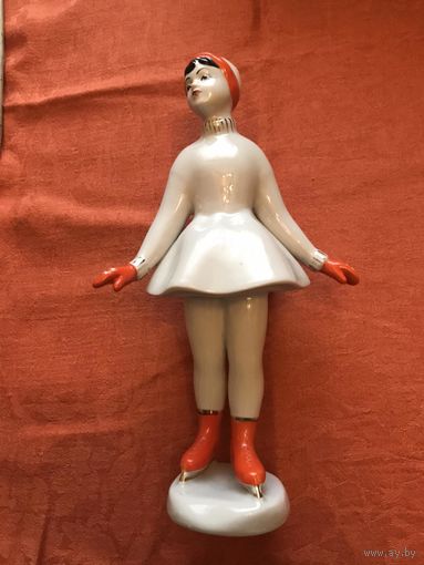 Девушка  на катке полонне   зкх