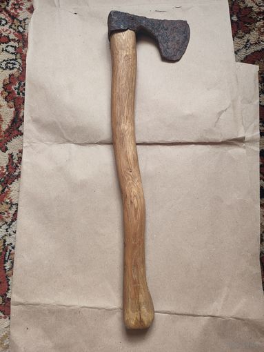 Старинный топор