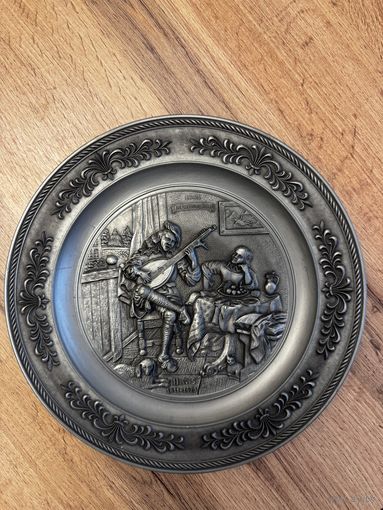 Тарелка оловянная