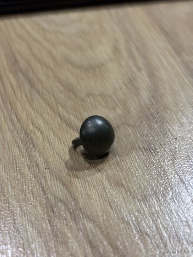 Пуговица гирька