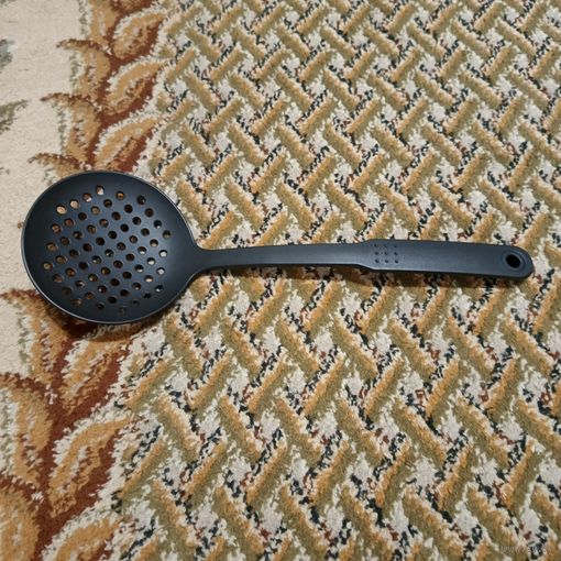 Шумовка новая. В дар к лоту/лотам с оплатой свыше 15 р.