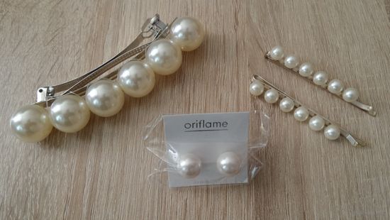 Комплект украшений "Жемчужины" Oriflame (заколки 3 шт. + серьги). ВИНТАЖ. НОВЫЙ.