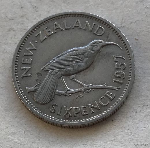 Новая Зеландия 6 пенсов 1957 (с ремнем на плече) птица Гуйя Елизавета II