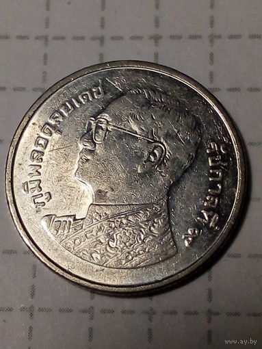 1 бат Таиланд