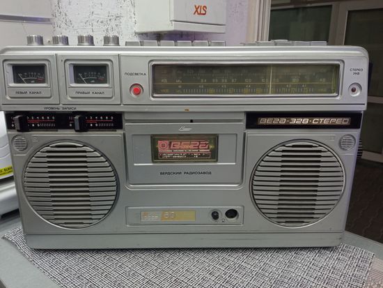 Магнитофон весна