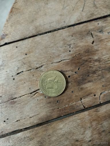 Италия 200 лир 1992 год