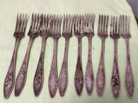 Вилки десертные.