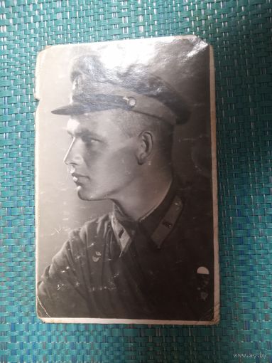 Фотография. Летчик. Капитан. Знак парашютиста инструктора. 1942 год.