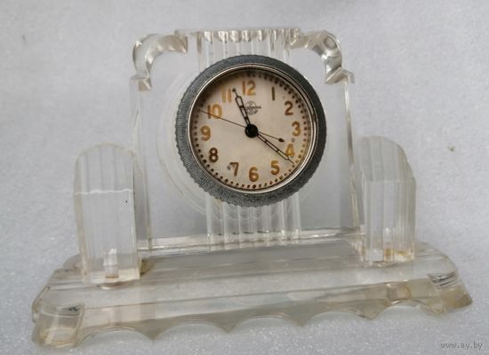 Часы танковые с подчасником ГОСТовским. В очень приличном состоянии.