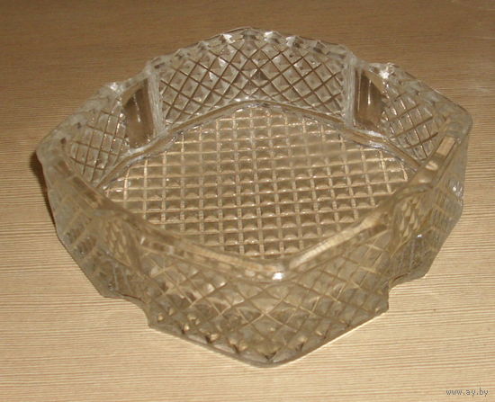 Пепельница.