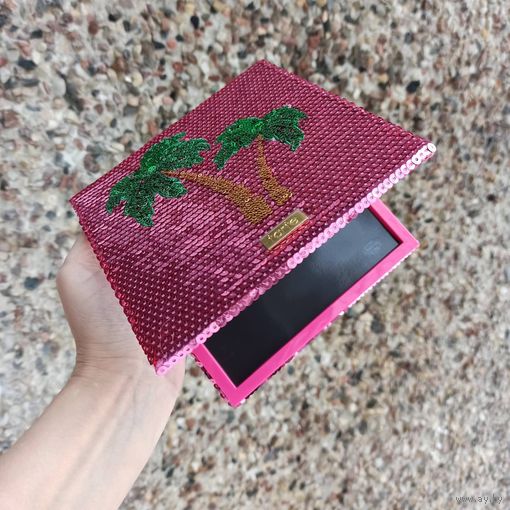 Магнитная палетка Tarte