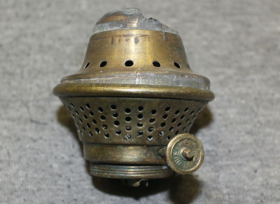 Верхняя часть керосиновой лампы