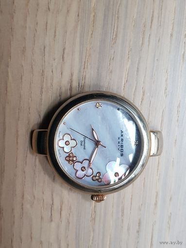 Часы Akribos,swiss quartz,новая батарейка на ходу.Старт с 1коп