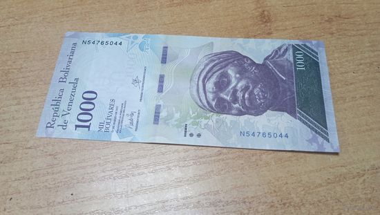1000 боливаров 23,03,2017 года Венесуэлы **54765044   (Разные даты выпуска)