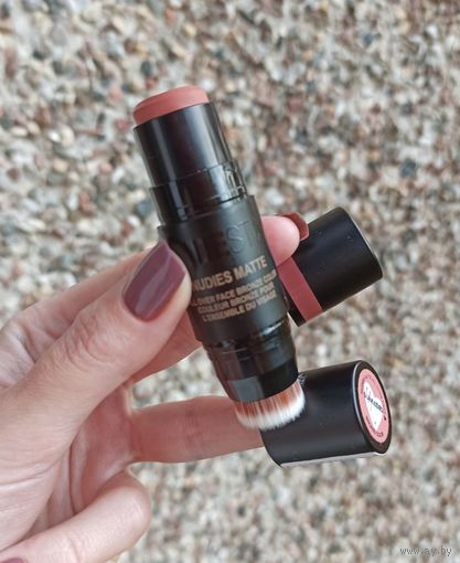 Мультифункциональный кремовый стик Nudestix Nudies Matte All Over Face Bronze Color 7 gr в оттенке Sunkissed