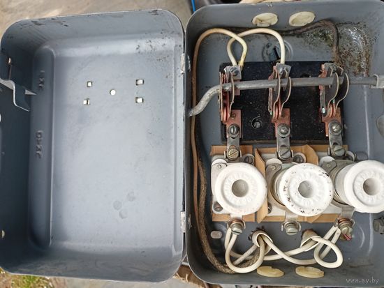 Ящик распределительный ЯРП-20У3  3 фазы 20 Ампер