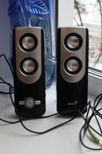 Колонки компактные настольные компьютерные Genius SP-i350
