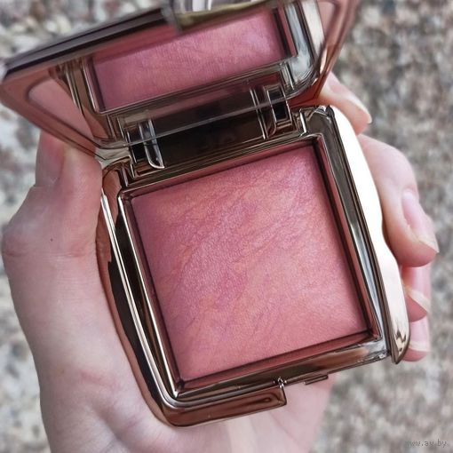 Румяна Hourglass Ambient Lighting Blush 4.2 gr в оттенке Sublime Flush