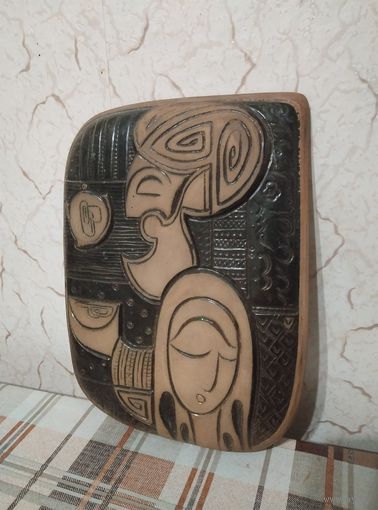 Панно керамика. Шестидесятые. Авторская работа. Высота 32 см. Ширина 25 см.