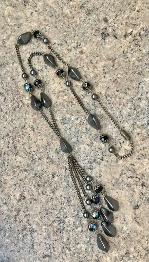 Колье. Сотуар