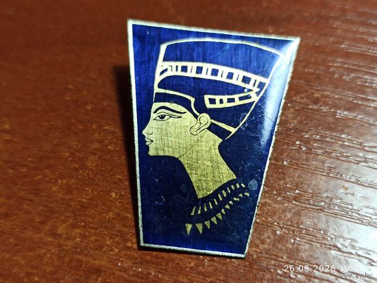 Знак значок Нефертити