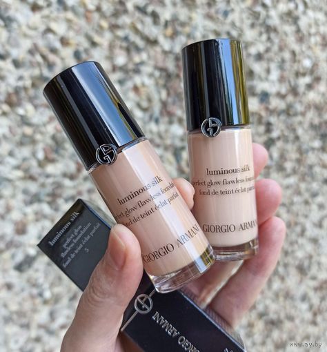 Тональная основа Giorgio Armani Luminous Silk Foundation 18 ml