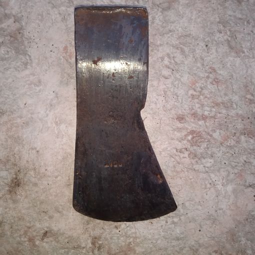 Топор, клейма.