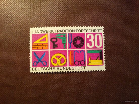 Германия 1968 г.Символы различных ремесел./44а/