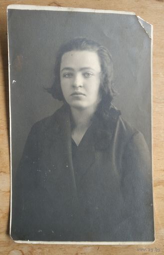 Фото девушки. Иудаика. Гомель. 1932 г. 8х13 см.