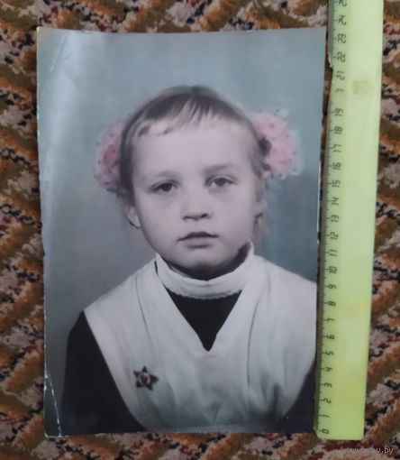 Большое фото школьницы мл классов  начало 70х