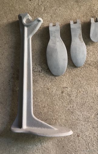 Лапа сапожная, чугунная