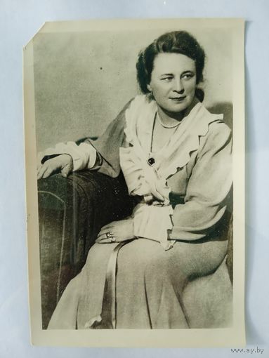 Киноактриса А. Тарасова