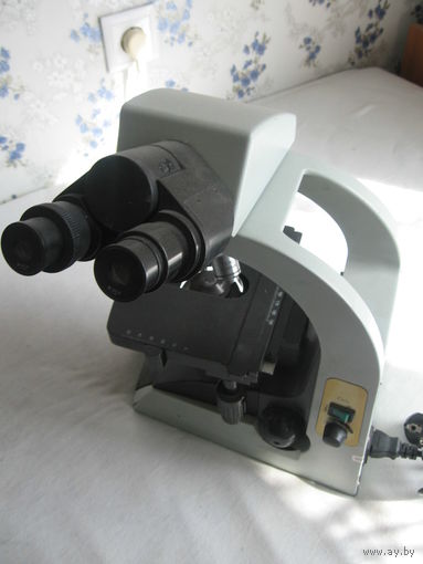 Микроскоп биологический МБА
