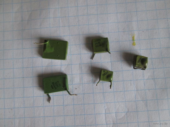 Конденсаторы.Цена за шт.