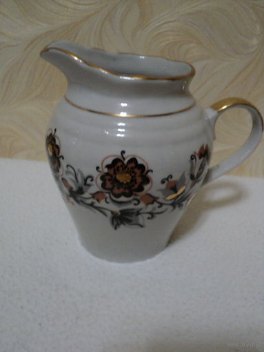 Сливочник,Рижский фарфоровый з-д1970-80гг,лот 29