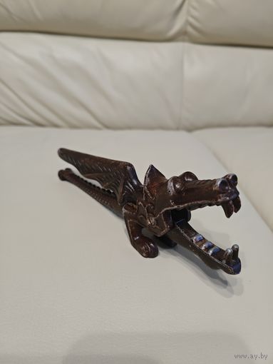 Орехокол дракон СССР