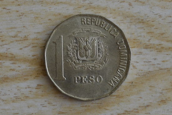 Доминикана 1 песо 2002 с 1 руб