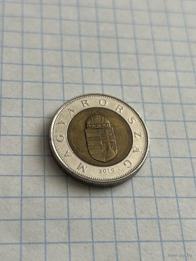 100 форинтов 2019 года