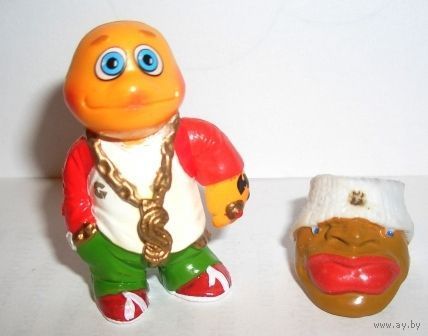 Чудик с маской