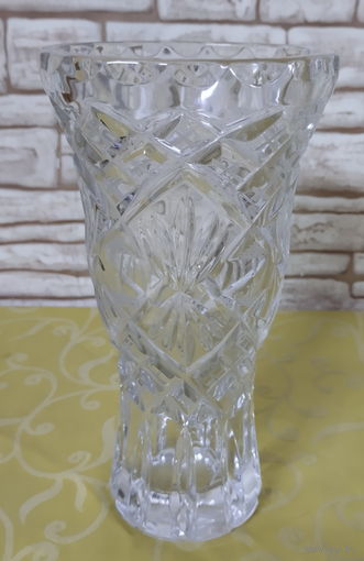 Ваза хрустальная эпохи СССР