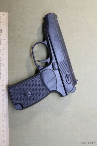 Тренировочный военный резиновый пистолет ПМ. Распродажа коллекции вещей. С РУБЛЯ! АУКЦИОН!