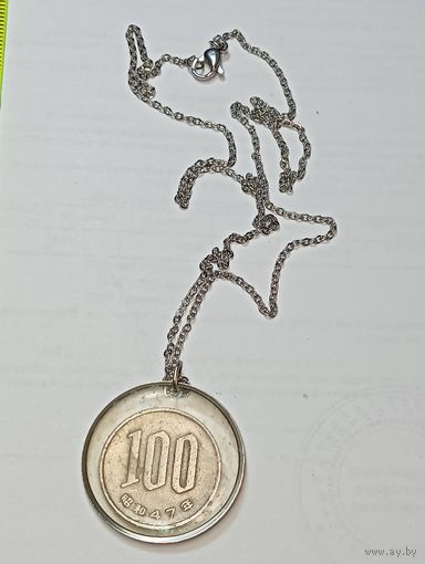 Япония 100 йьен 1972 года .