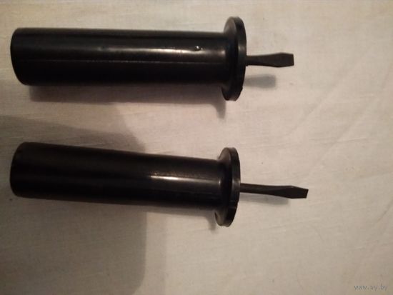 Отвёртка плоская (в лоте 2 шт.)