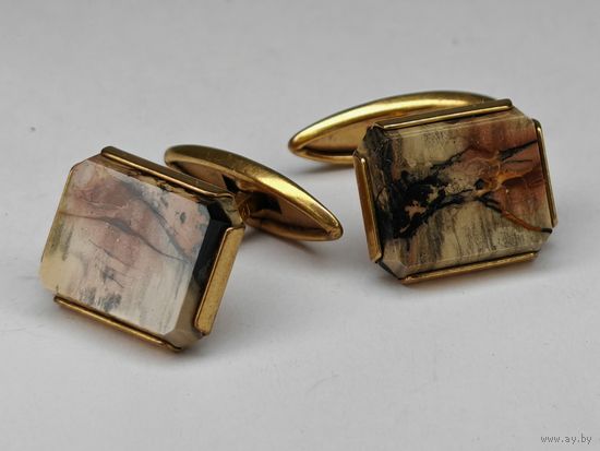 Запонки с натуральным камнем СССР.