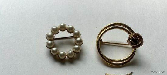 Брошь  Роза  Венок Германия  винтаж цена за одну