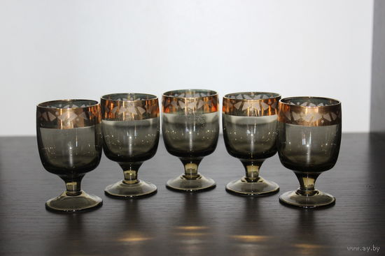 Набор стеклянных стопок, в наборе 5 шт.