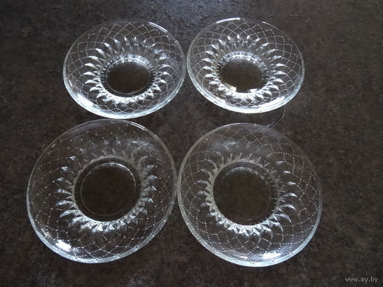 Розетка для варенья,стекло, клеймо опытный стекольный з-д г. Гусь-Хрустальный, 68-78 г.г., винтаж СССР, диаметр 10 см, высота 2 см