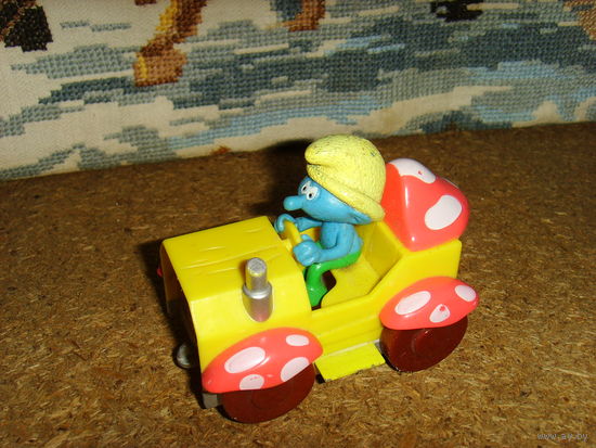 Машинка Mondo Motors Smurfs Смурф
