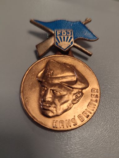 Знак ГДР Ганс Беймлер